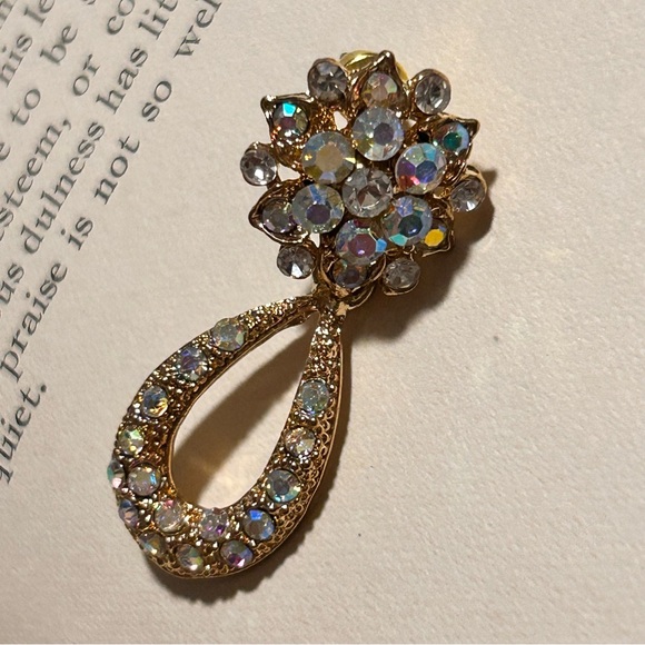 NORDSTROM 70’s Style Sparkly Gold Tone With Rhinestones Dangle Drop Earrings NEW - Picture 5 of 12